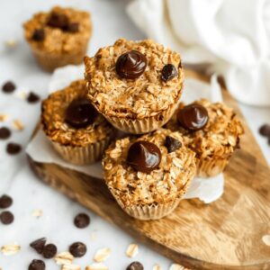 Creamy Peanut Butter Banana Baked Oatmeal Cups Recipe