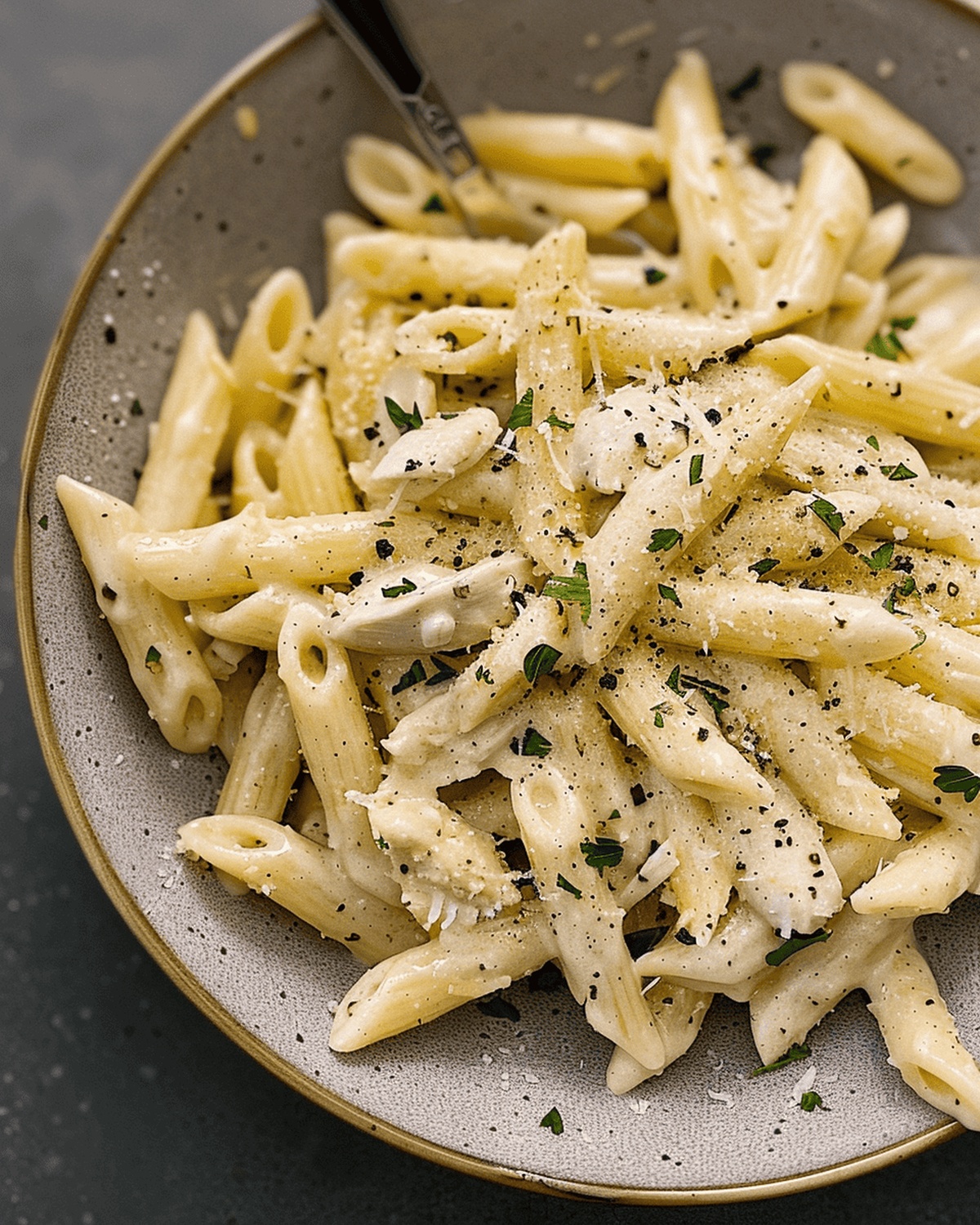 Creamy Garlic Chicken Penne Recipe