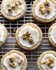 Buttery Maple Walnut Shortbread Cookies Recipe