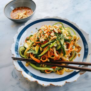 Flavorful Low-Carb Pad Thai Salad Recipe