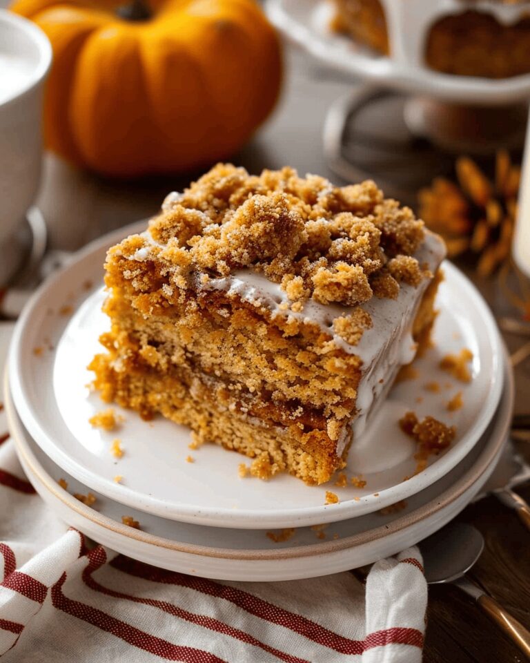 Keto Pumpkin Crumb Cake Recipe