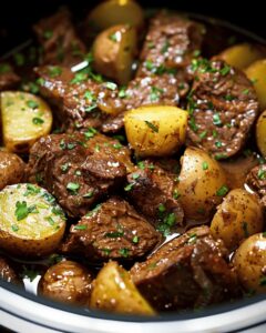 Garlic Butter Beef Bites & Potatoes Recipe