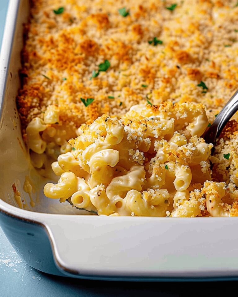 Creamy Baked Mac and Cheese Recipe