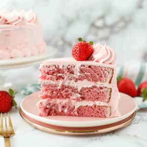Heavenly Strawberry Cake Recipe