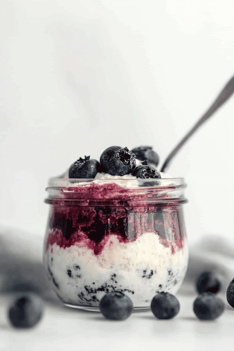 Blueberry Cheesecake Overnight Oats Recipe