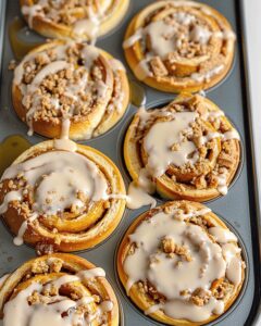 Swirly Pumpkin Cheesecake Cinnamon Rolls Recipe