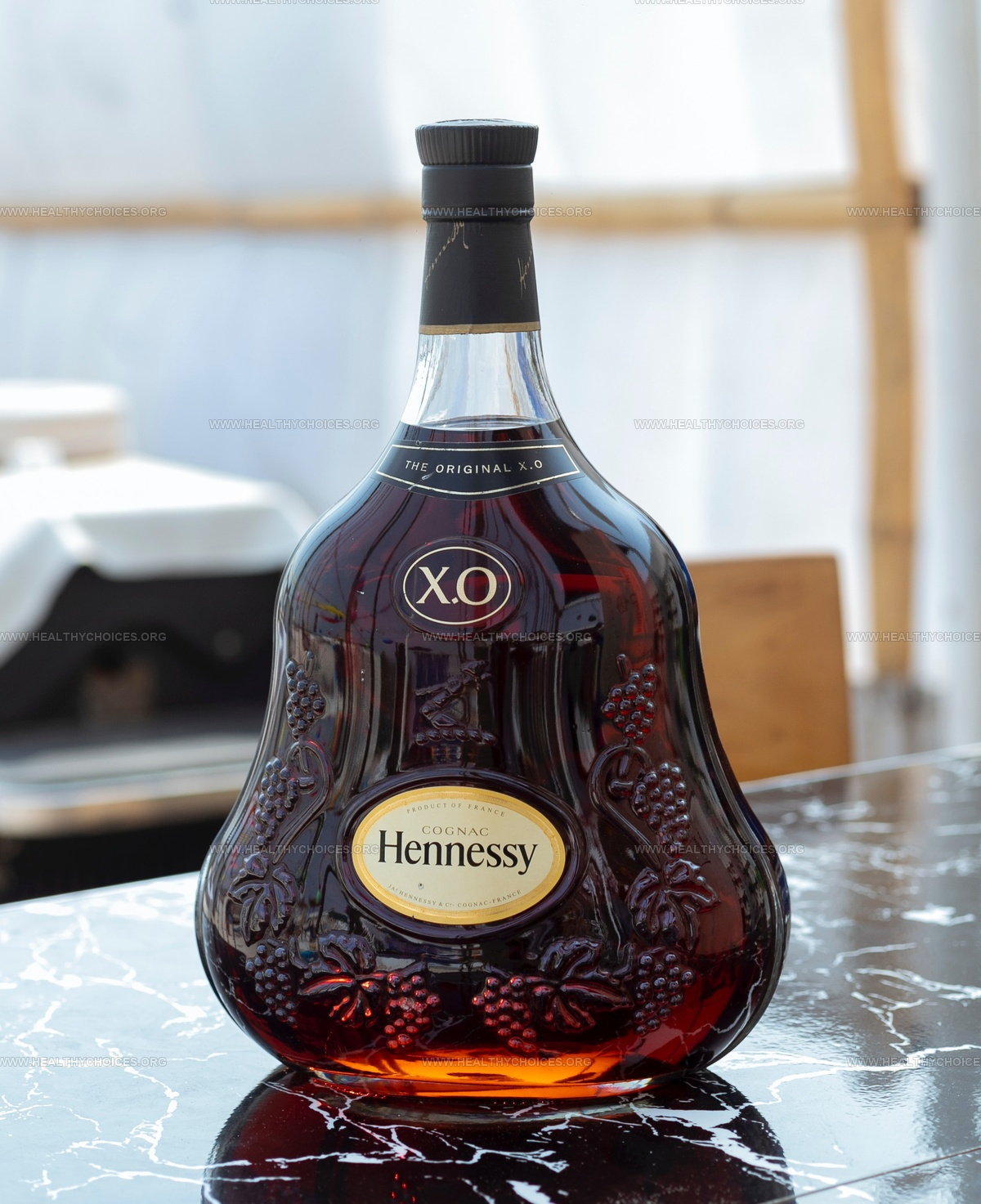 What Does Hennessy Taste Like? Rich Warmth in Every Sip